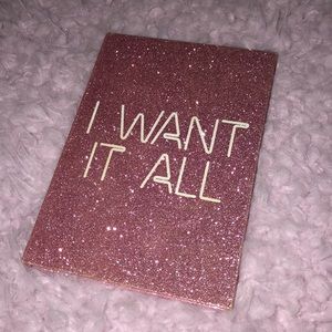 I want it all ( Kylie cosmetics pallet